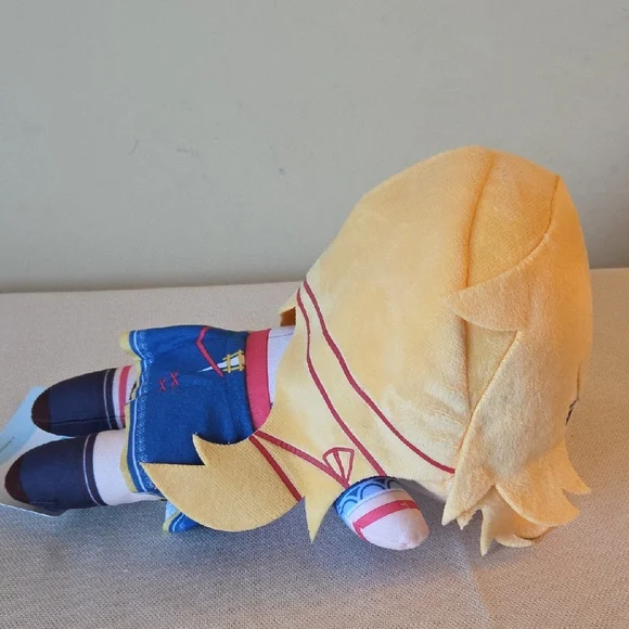 Hololive JP Haato Haachama Nesoberi Laying Down Furyuu Plush Round 1 Exclusive - Picture 4 of 13